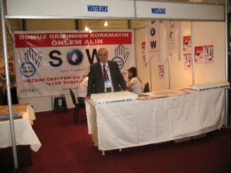 Su Bazlı 'domuz Gribi' Dezenfekte İlacı Piyasaya Çıktı
