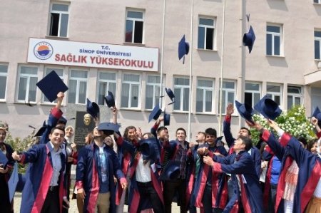 SÜ Sağlık Yüksekokulu'nda Hemşireler Günü kutlaması