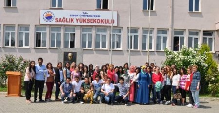 SÜ Sağlık Yüksekokulu'nda Hemşireler Günü kutlaması