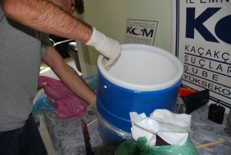 Su termosunda eroin sevkiyatı