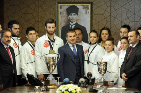 Suat Kılıç: Yeni statlar sadece futbol için açılıp kapanmayacak