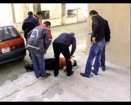 'su'dan Tartışma Kanlı Bitti: 3 Yaralı