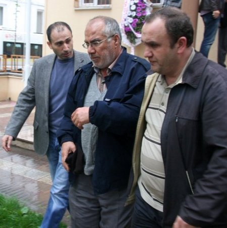 Su’dan tartışmada emekli polis tetiğe bastı, bir kişi yaralandı