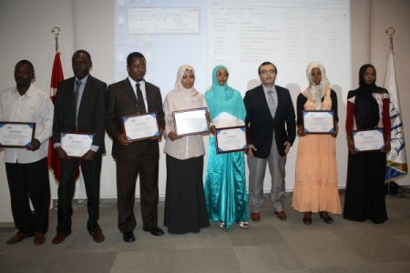 Sudanlı Doktor Ve Hemşireler Vatandaşlarına Işık Olacak