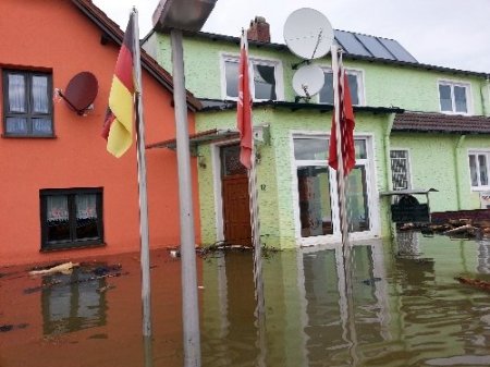 Sular çekildikçe zararın büyüklüğü ortaya çıkıyor