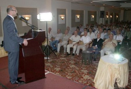 Süleyman Soylu: Dp'nin Chp'ye Baston Yapılmasına Müsaade Etmeyeceğiz