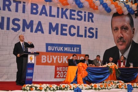 Süleyman Soylu: Manevi dinamiklerimizi bütün dünyaya anlatmakla mükellefiz