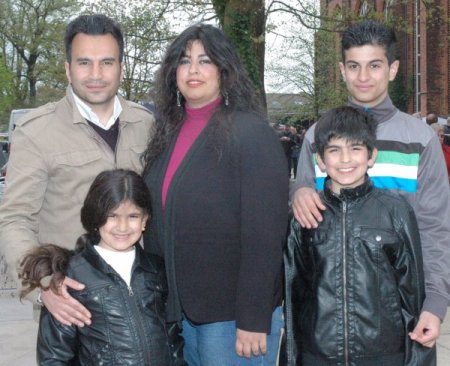 Sülmez Doğan: Yeşiller De Bir Türk Bakan Çıkartmalı