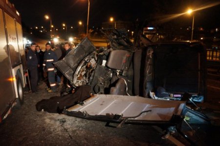 Sultanbeyli'de kaza: 1 ölü, 5 yaralı