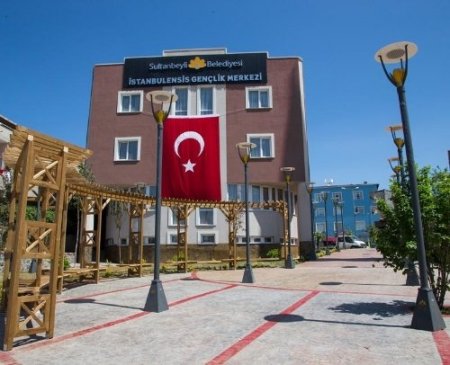 Sultanbeyli’ye İstanbulensis Gençlik Merkezi