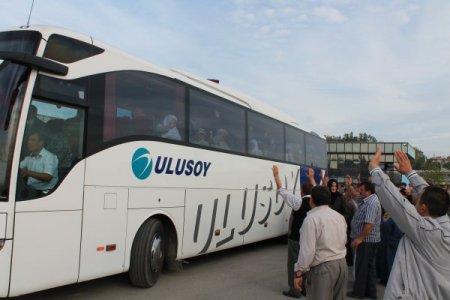 Suluovalı hacı adayları dualarla kutsal topraklara uğurlandı