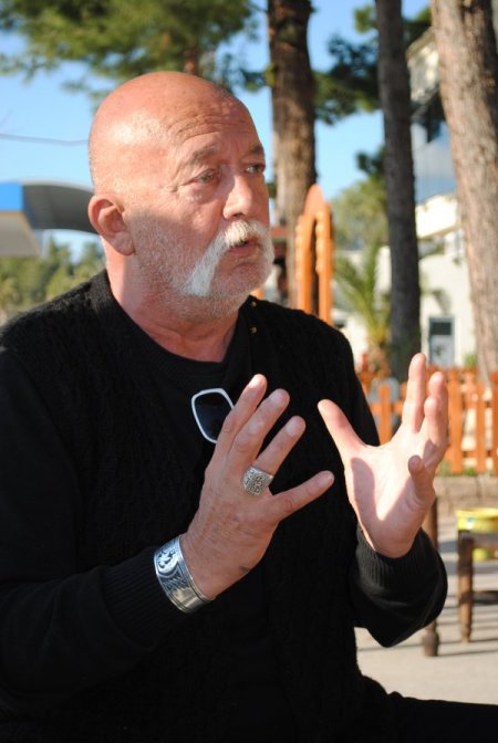 Sümer Tilmaç: Sivil Anayasanın Özünü Önce İnsan Oluşturmalı