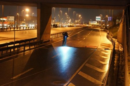 Şüpheli paket E-5 Karayolunu trafiğe kapattırdı