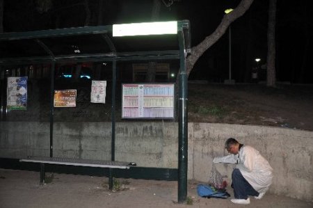 Şüpheli paketten öğrenci malzemesi çıktı