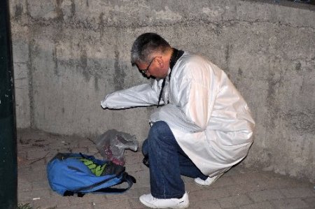 Şüpheli paketten öğrenci malzemesi çıktı