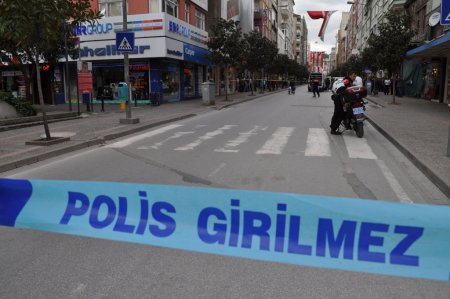 Şüpheli valizden elbise ve peçete çıktı