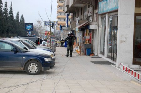 Şüpheli Valizden Portakal Ve Giyim Eşyası Çıktı