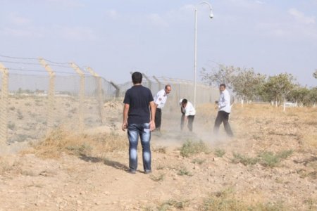 Suriye gümrüğüne atılan toplar, hububat ambarını kullanılamaz hale getirdi