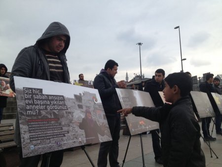 Suriye Halkıyla Dayanışma Platformu'dan destek gösterisi