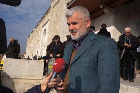 Suriye için camilerde hutbe okunup, yardım toplandı