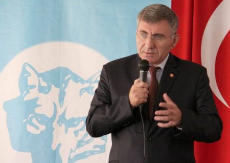 'Suriye konusunda Türkiye, her ihtimalde aktif rol oynamalıdır'