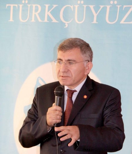 'Suriye konusunda Türkiye, her ihtimalde aktif rol oynamalıdır'