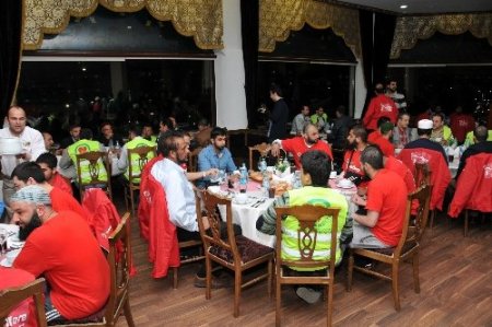 Suriye konvoyu Keçiören’de mola verdi