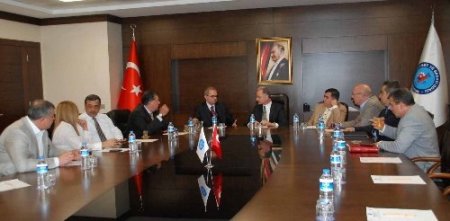 Suriye olayları Hatay esnafını zor durumda bıraktı