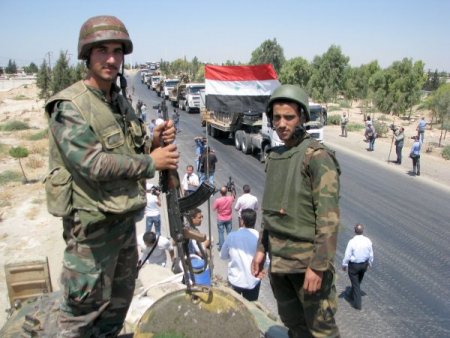 Suriye Ordusu Zafer İşaretleriyle Hama'dan Çekiliyor