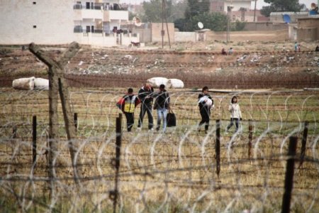 Suriye sınırından Türkiye'ye geçişler durduruldu