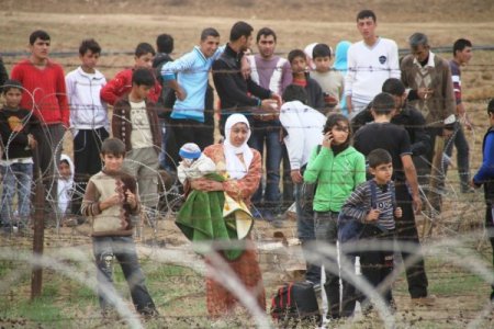 Suriye sınırından Türkiye'ye geçişler durduruldu