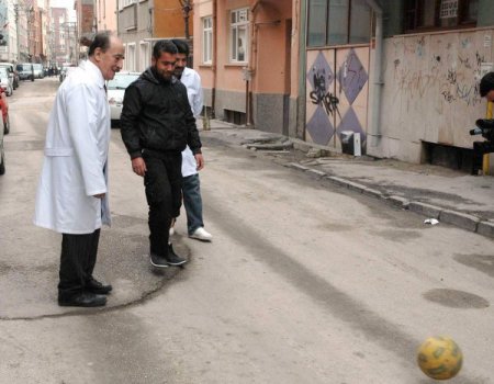 Suriye'de kaybettiği bacağına Türkiye'de protez takıldı