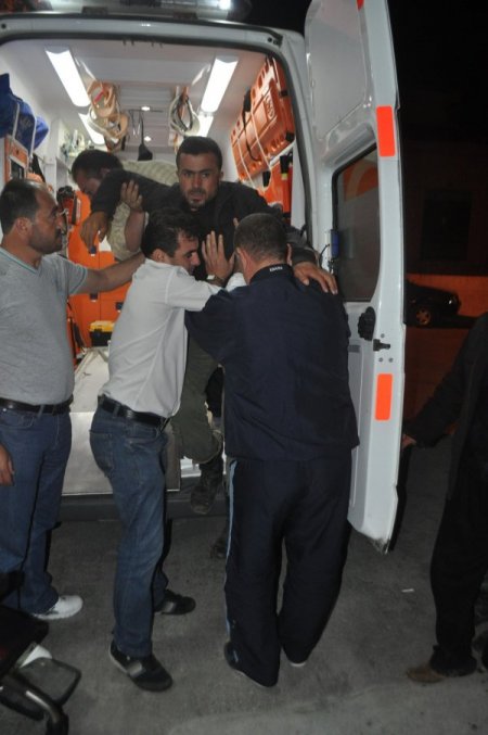 Suriye'de Yaralanan Biri Bebek 6 Kişi Hatay'a Getirildi