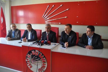 Suriye'den dönen CHP’li heyet: Gazeteci Kaddumi ölmüş olabilir