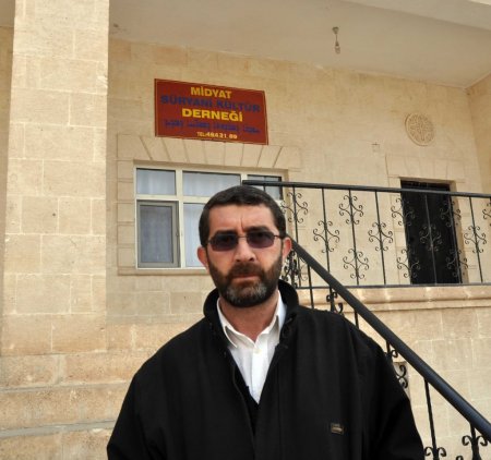 Suriye’den gelen 110 Süryani vatandaş Midyat’a yerleşti