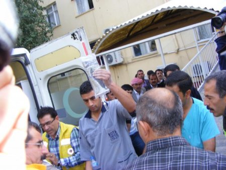 Suriye'den gelen yaralılar çevre ilçelere gönderiliyor