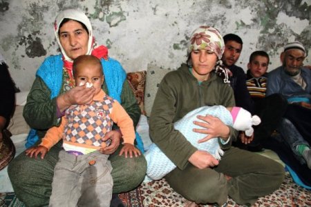 Suriyeli ailenin dramı yürekleri dağlıyor