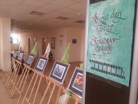 Suriyeli halkın acılarını resim sergisiyle paylaşıyorlar