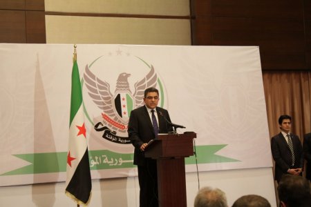 Suriyeli muhaliflerin başbakanından birlik mesajı