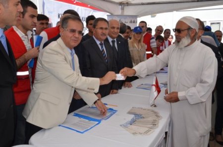 Suriyeli sığınmacıların ‘Kızılay Kart’ı oldu, gıdayı sanal parayla alacaklar