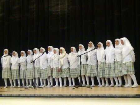 Suriyeli ve Kilisli öğrenciler birlikte Kutlu Doğum programı sundu