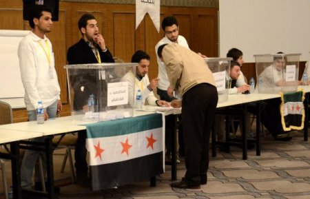 Suriyeliler, Halep’teki yerel yöneticileri belirlemek için sandık başına gitti