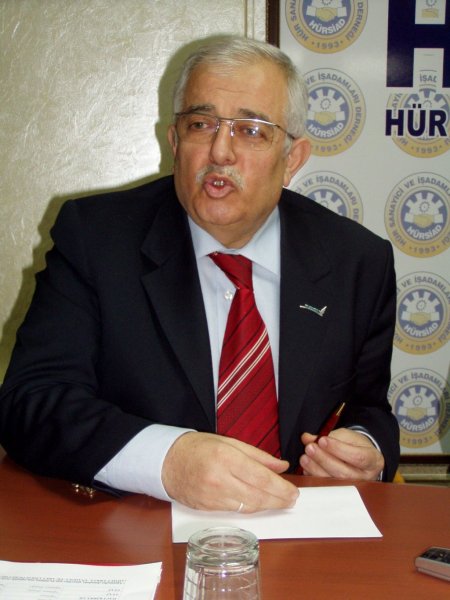 Suriyelilere balık verme yerine balık tutturulmasına iş dünyası sıcak bakıyor