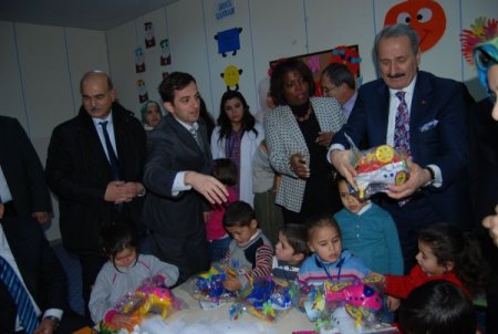 Suriyelilerin demokrasi heyecanına Zafer Çağlayan ortak oldu