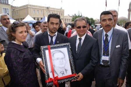 Suriyelilerin sergisine büyük ilgi