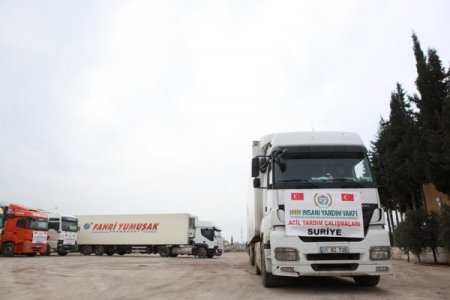 Suriye’ye 13 TIR yardım malzemesi gönderildi