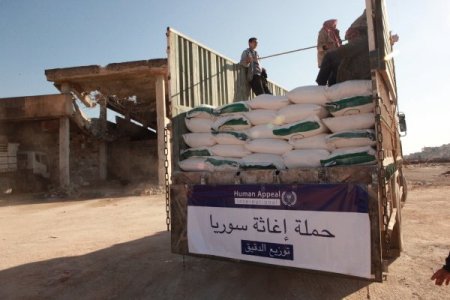 Suriye’ye 160 ton un gönderildi