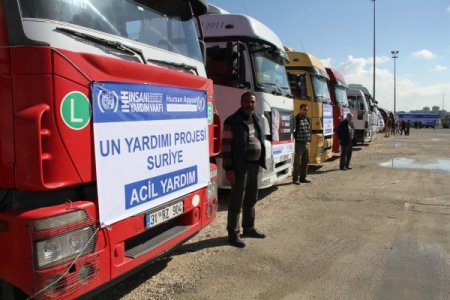 Suriye'ye en büyük yardım konvoyu Adana'dan gitti