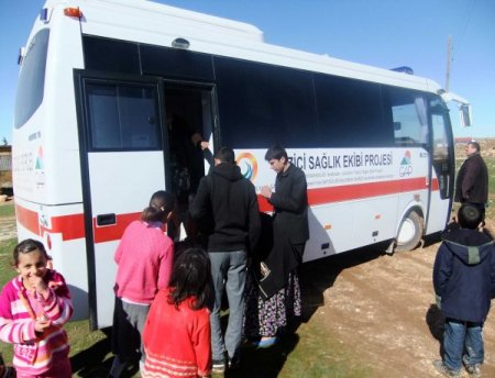Suruç'ta Gezici Sağlık Ekibi Köylerde Sağlık Taramalarına Başladı