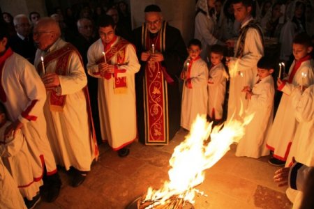 Süryaniler Doğuş Bayramı'nı Mardin'de kutladı